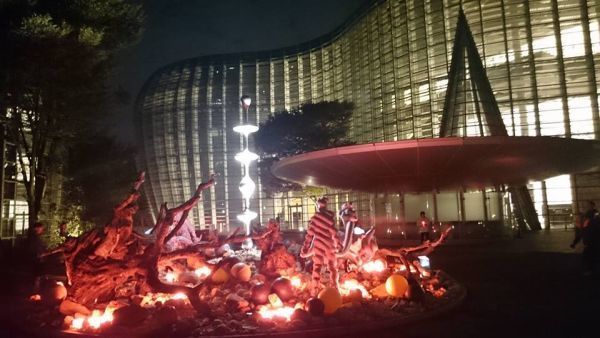 国立新美術館.jpg